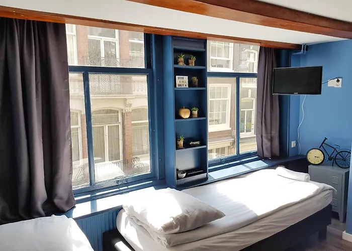 Urban Vibes Guesthouse